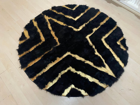 Black Gold Round Sheepskin Modern Area Rug, Natural Fur Rug