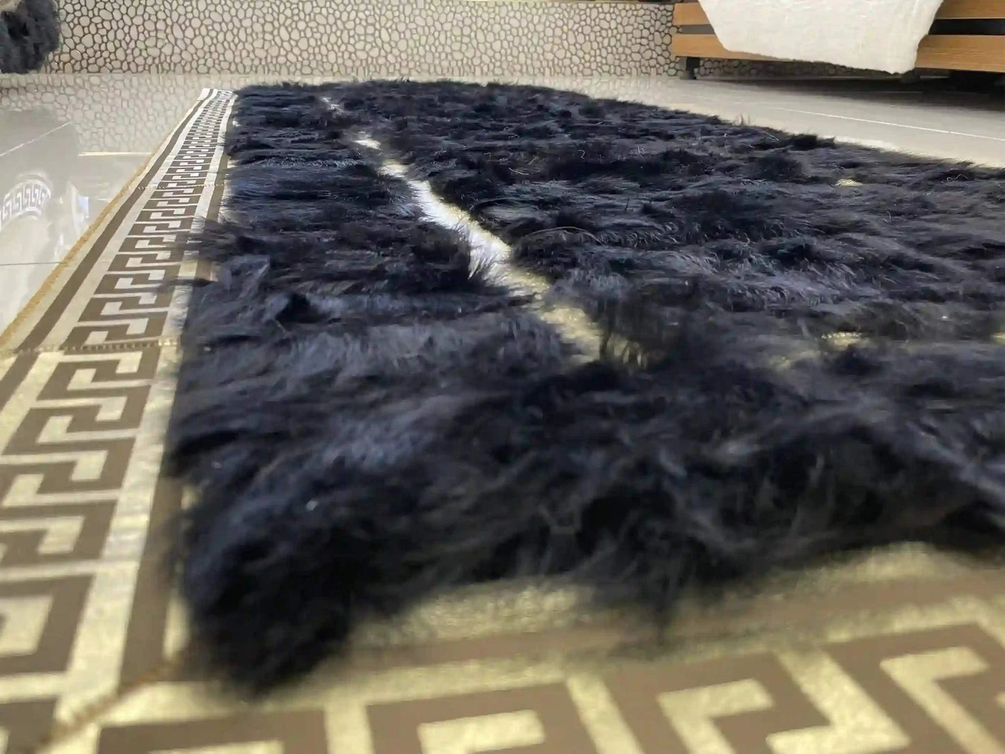 Modern Luxury Black Gold Natural Sheepskin Handmade Soft Runner Carpet