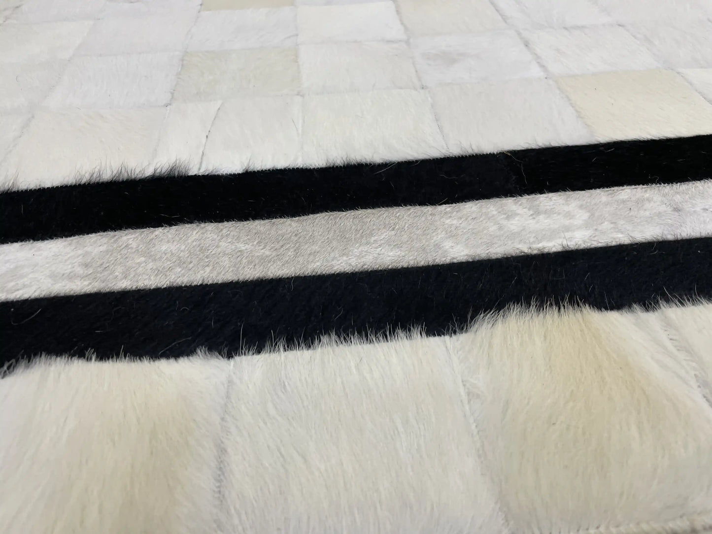 Luxury Black and White Carpet, 100% Genuine Cowhide Area Rug for Living Room, House Warming Gift - WONDERFURRUG