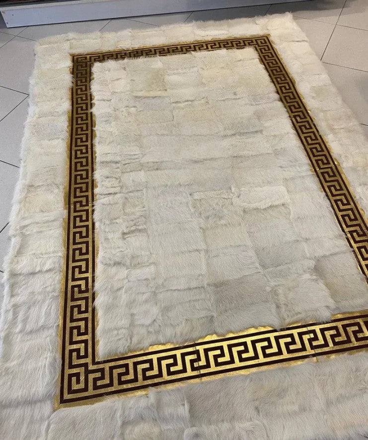 Natural White Gold Sheepskin Rug ā Handmade Luxury Soft Rug for Bedroom