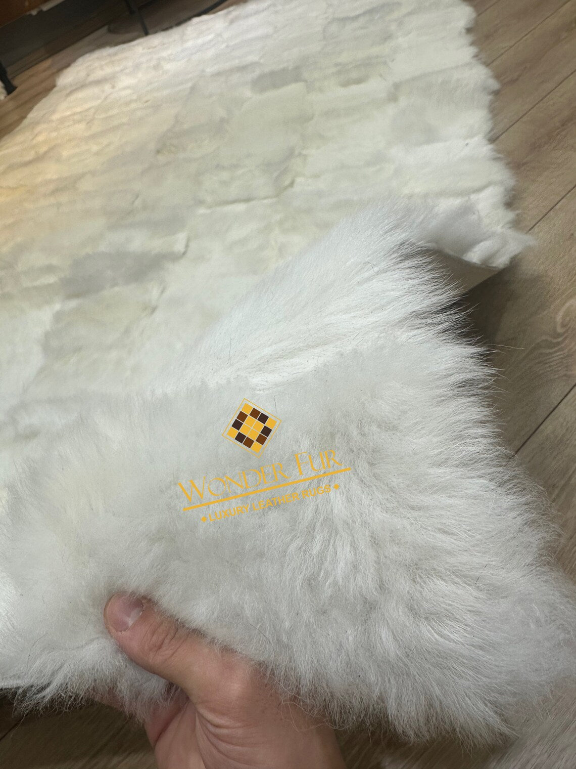 Shaggy Soft Non Slip White Sheepskin 5x7 Bedroom Rug , Natural Carpet