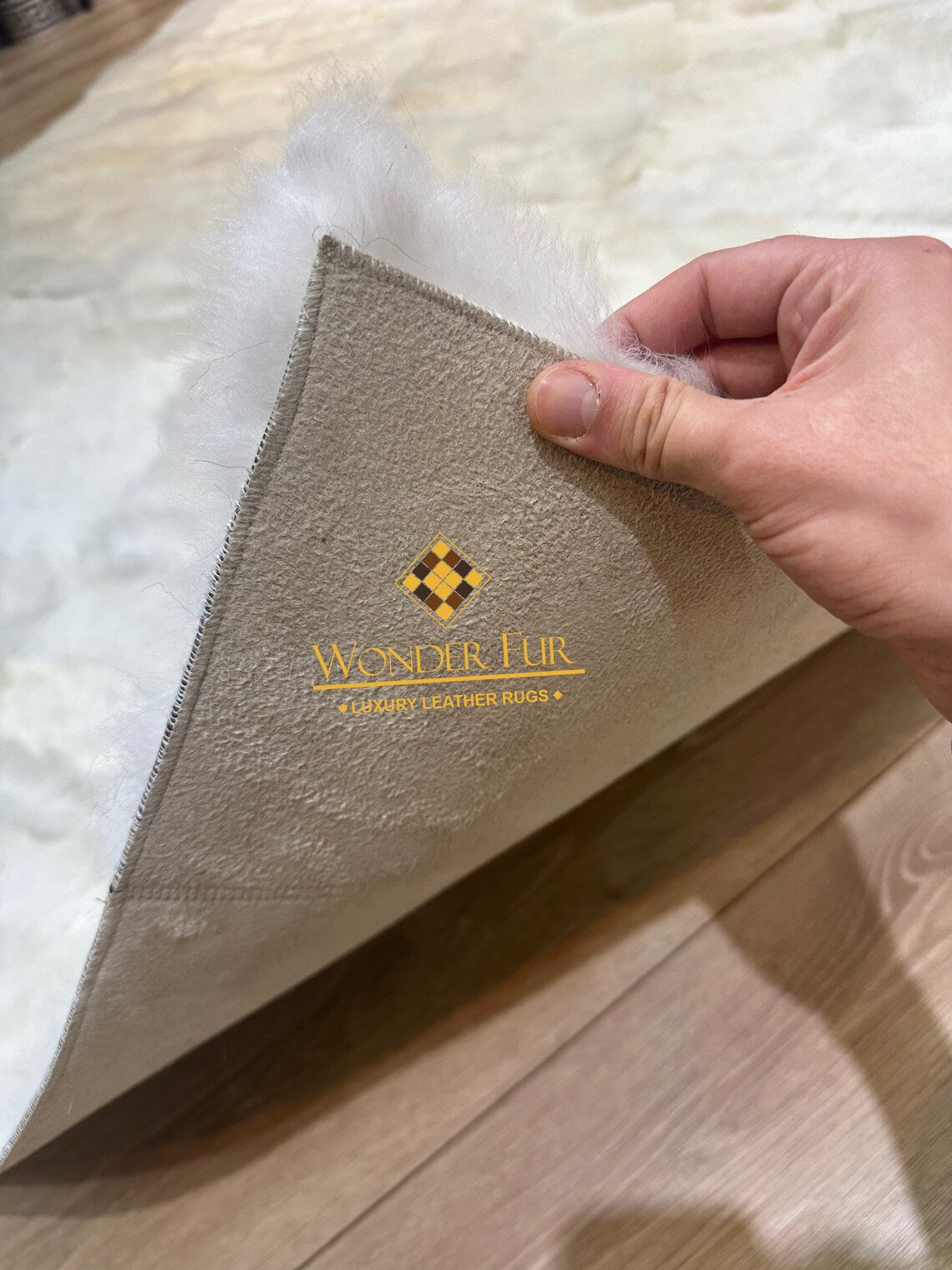 Shaggy Soft Non Slip White Sheepskin 5x7 Bedroom Rug , Natural Carpet