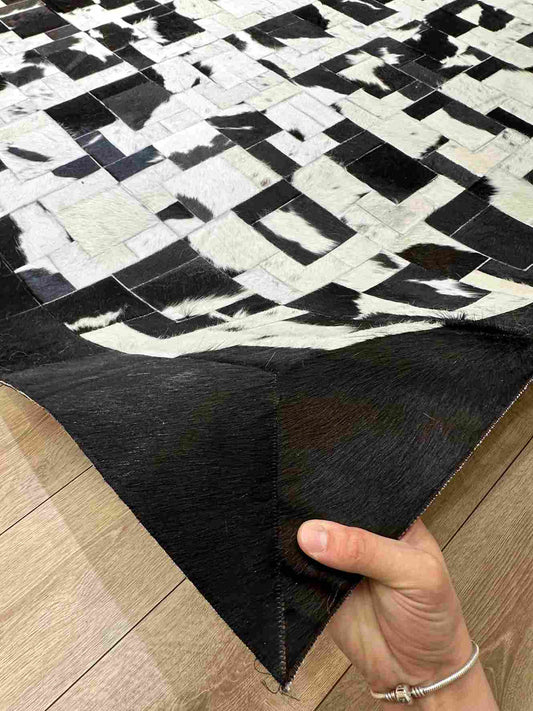 Black White Natural Cowhide Area Rug , Handmade Living Room Rug