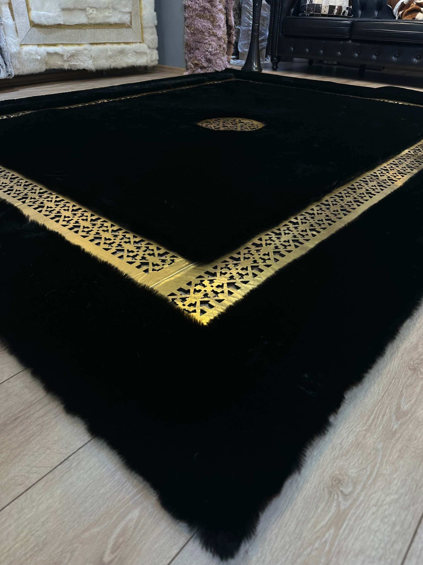 Unique Modern Handmade Black Gold Faux Fur Living Room Rug ā Soft & Plush