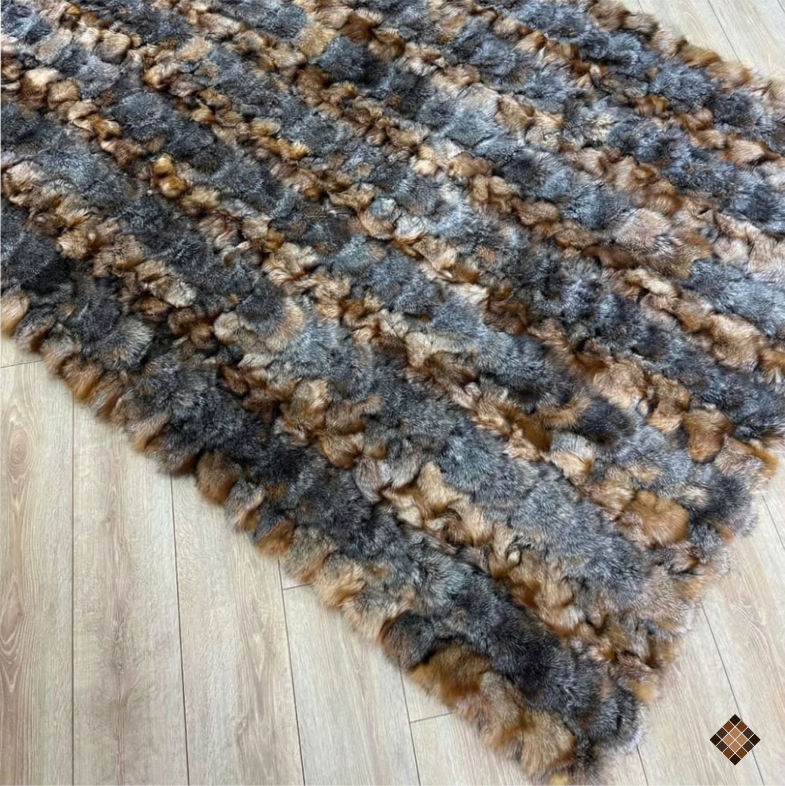 Artisan Handmade Genuine Fox Fur Rug for Elegant Interiors - WONDERFURRUG