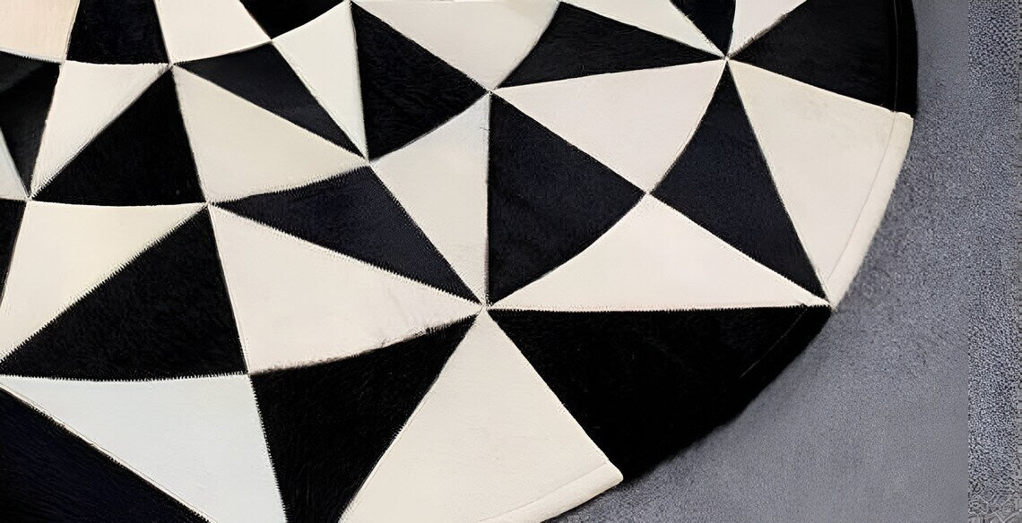 Black And White Handmade Real Cowhide Round Rug , Luxury Office Carpet