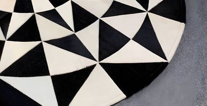 Black And White Handmade Real Cowhide Round Rug , Luxury Office Carpet