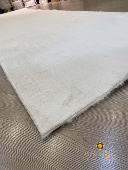 Elegant Handmade White Fluffy Soft Runner Corridor Rug , Non Slip Rug