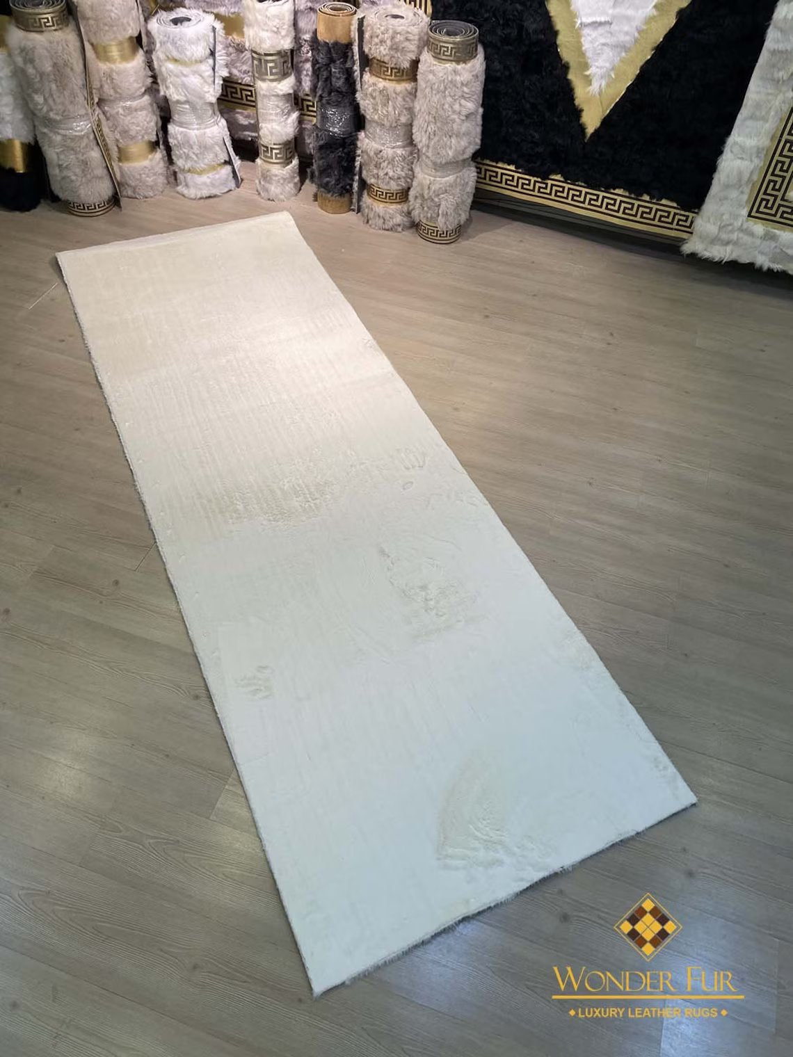 Elegant Handmade White Fluffy Soft Runner Corridor Rug , Non Slip Rug