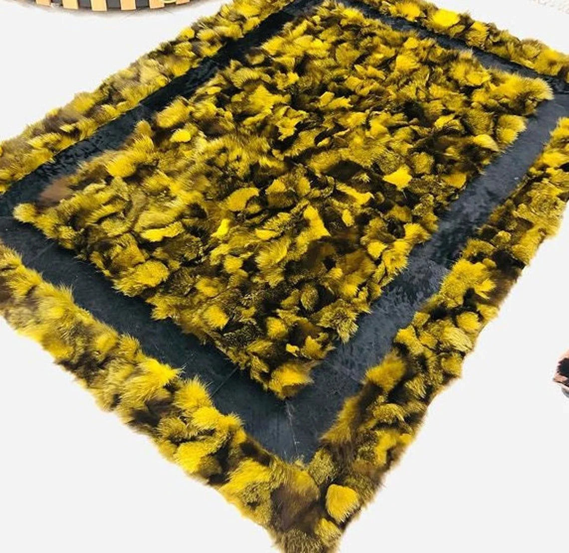 Genuine Elegant Soft Yellow Black Fox Fur 5x7 Area Office Fluffy Rug