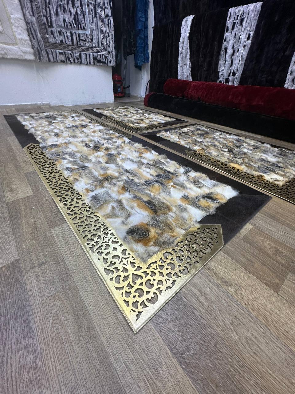 Handmade Natural  Genuine Fluffy Fox Fur Area 8 x 10 Rug for Child Room