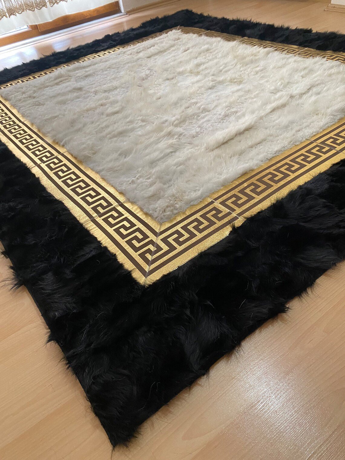 100% Natural Handmade Sheepskin Black Gold And White Living Room Rug - Wonder fur rug Rug Wonder Fur Rug Wonder fur rug