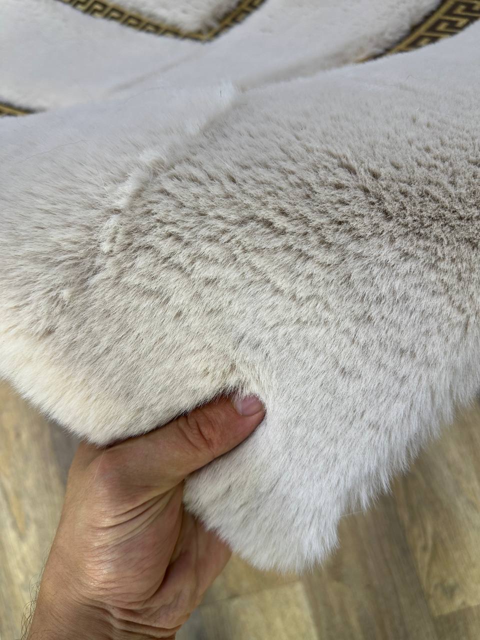 Handmade Beige Modern Living Room Carpet - Unique Faux Fur Carpet