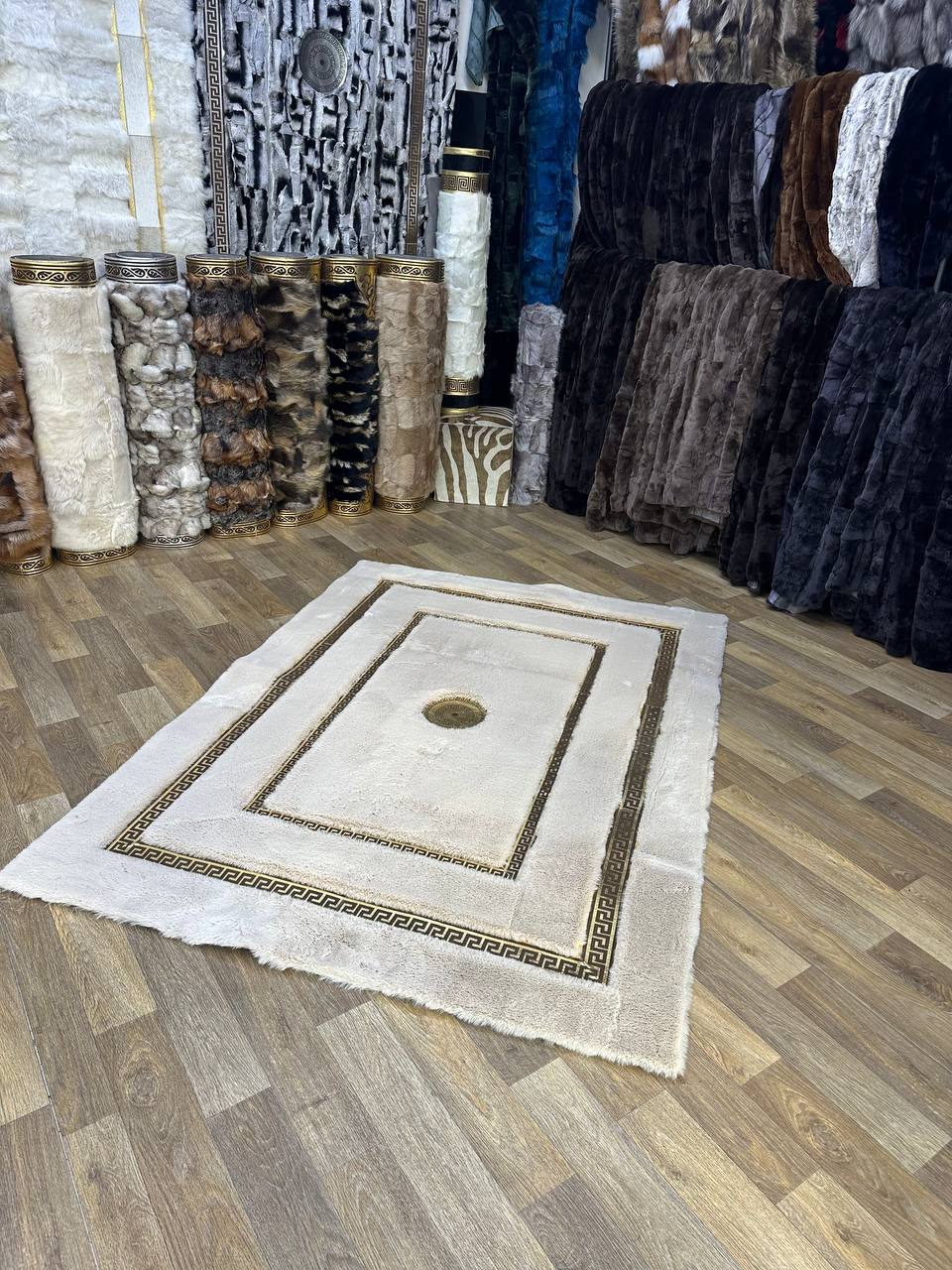 Handmade Beige Modern Living Room Carpet - Unique Faux Fur Carpet