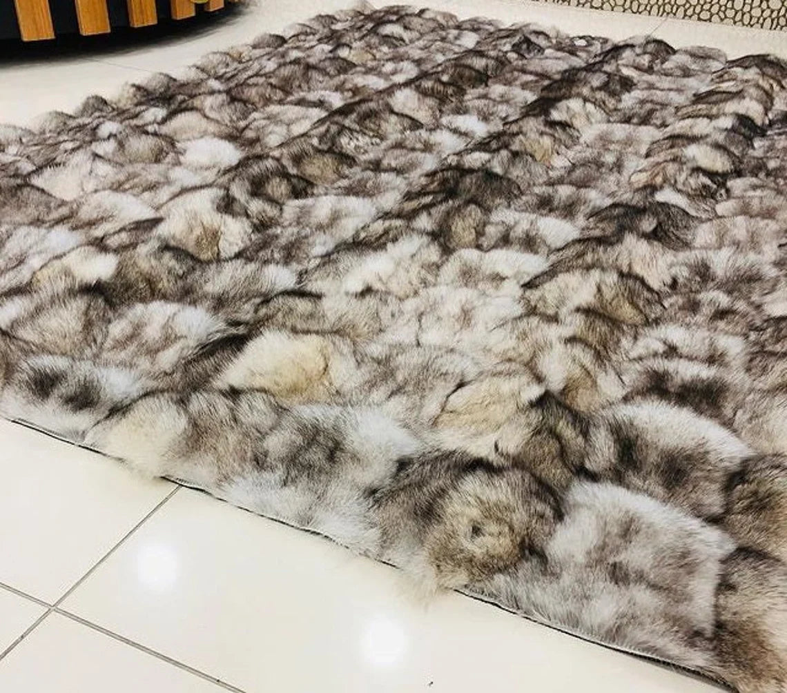 Luxury Handmade Gray And White Natural Fox Fur Living Room Soft Carpet