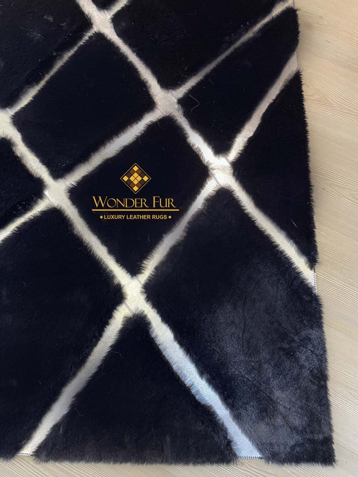 Luxury Modern Black And Gold Faux Fur Living Room Rug , Handmade Rug