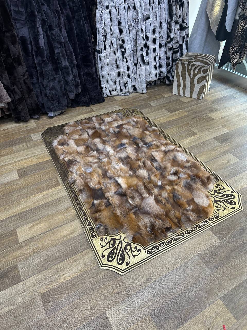 Luxury Natural  Genuine Fluffy Fox Fur Rug for Living Room