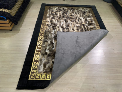 Modern Designed Black Border 100% Natural Fox Fur Area Rug