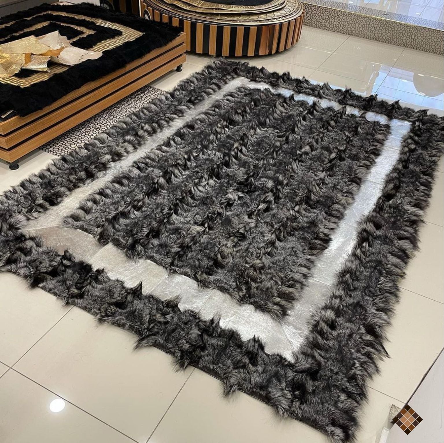 Silver Gray Genuine Fox Fur Area Rug with Natural Fur Texture - WONDERFURRUG