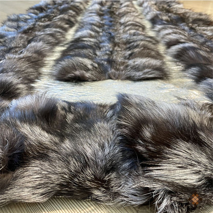Silver Gray Genuine Fox Fur Area Rug with Natural Fur Texture - WONDERFURRUG