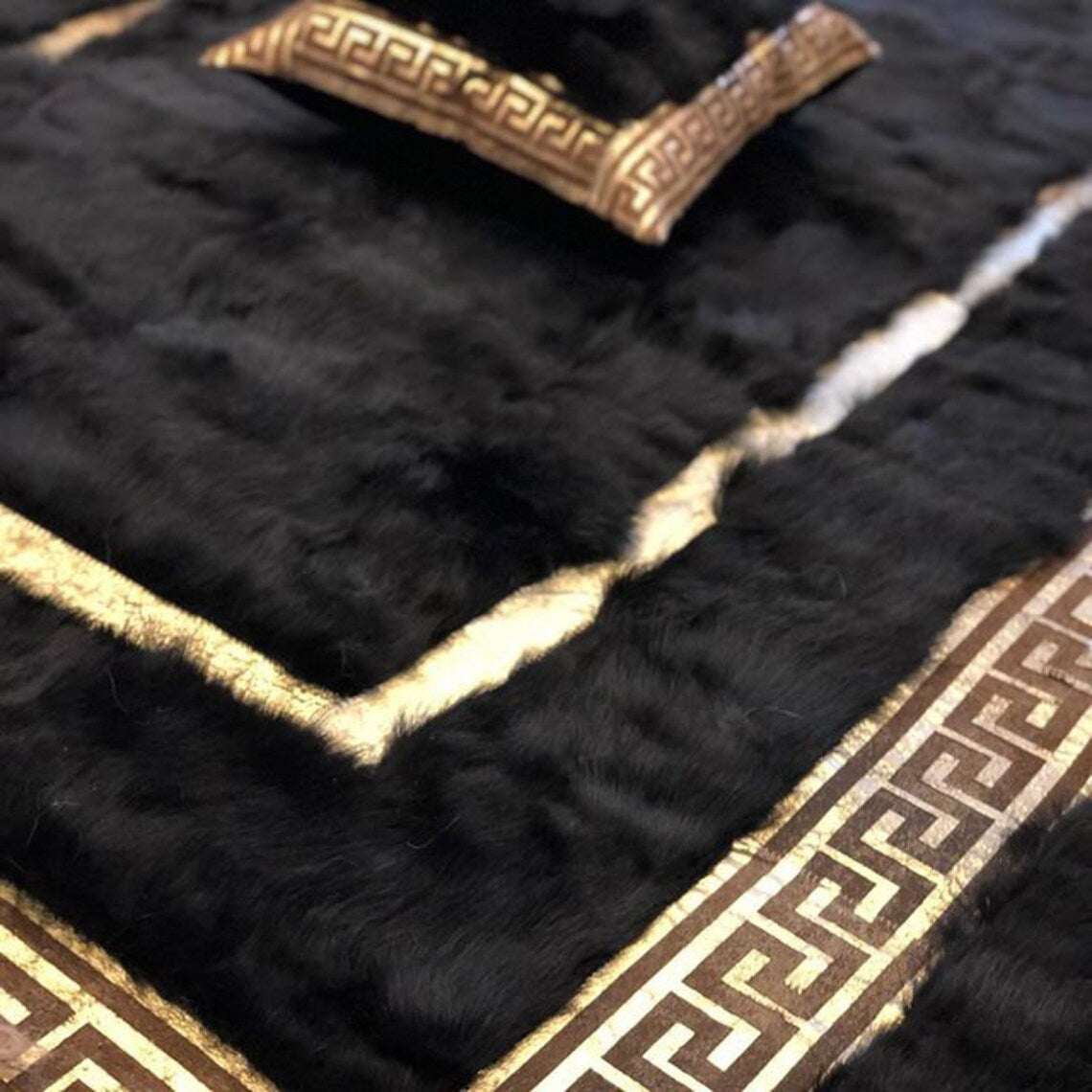 Unique Wool Black Gold Area 6x8 Bedroom Rug , Fluffy Soft Non Slip Rug