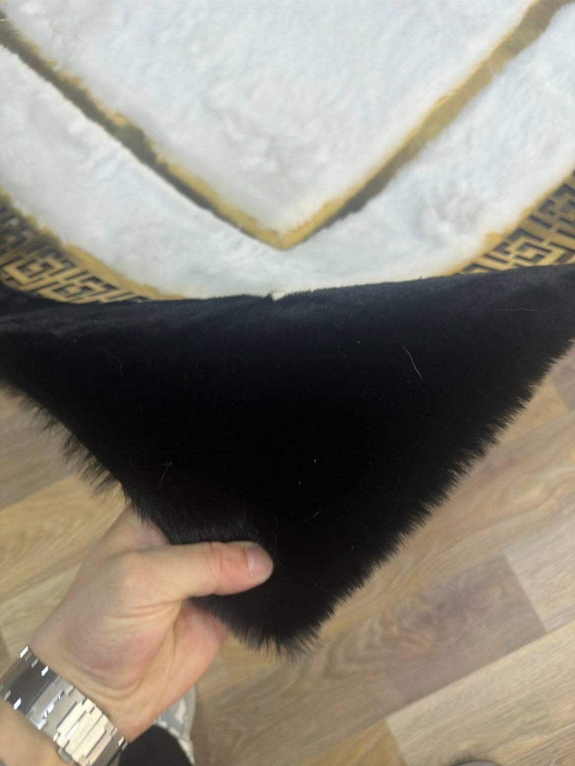 Elegant Modern Handmade Black White Faux Fur Living Room Rug ,Fluffy Soft Rug