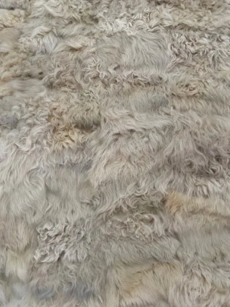 Beige Gold Natural Sheepskin Area Rug, Ultra Soft Fluffy Handmade Elegance