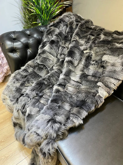 Natural Gray Handmade Sofa Fur Throw, Shaggy Soft Sheepskin Fur Blanket