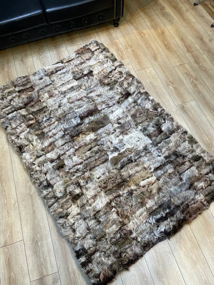 Ultra Soft Brown Shaggy Natural Sheepskin Area Rug, Floor Fur Non Slip Rug