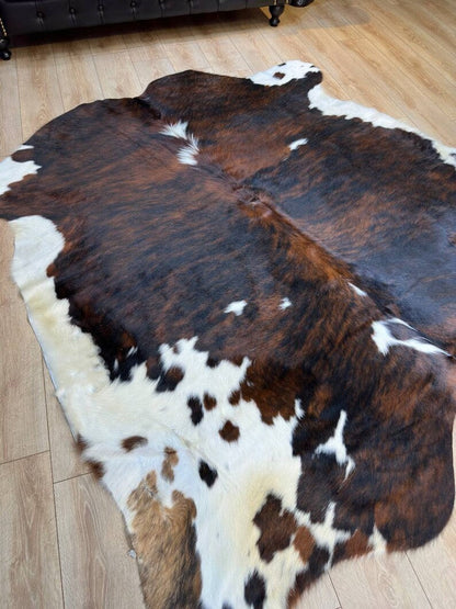 Natural Speckled Calfskin Decor Rug, Real Cow Hide Modern Carpet