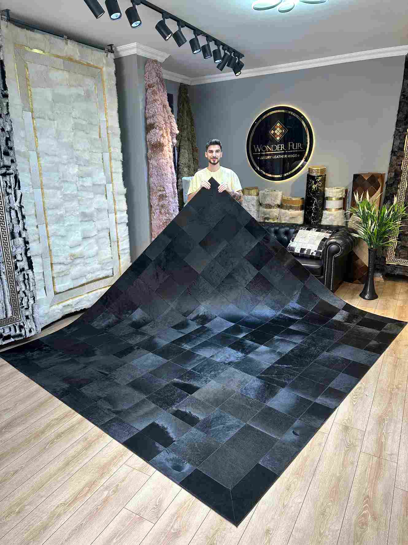 Luxury Natural Cowhide Patchwork rug for Living Room Decor, Black Area Rug