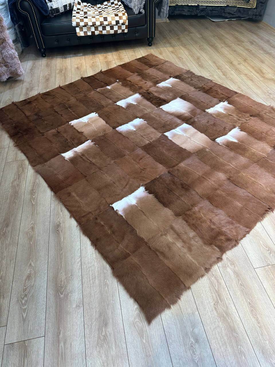 100% Natural Handmade Brown And White Soft Goatskin Fluffy Area Carpet