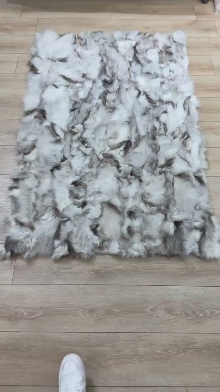 Handmade Elegant White And Gray Real Fox Fur Living Room Rug