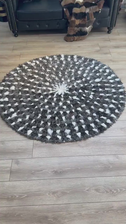 Black White Round Fox Fur Rug, 100% Natural Handmade Shaggy Round 4x4ft Rug