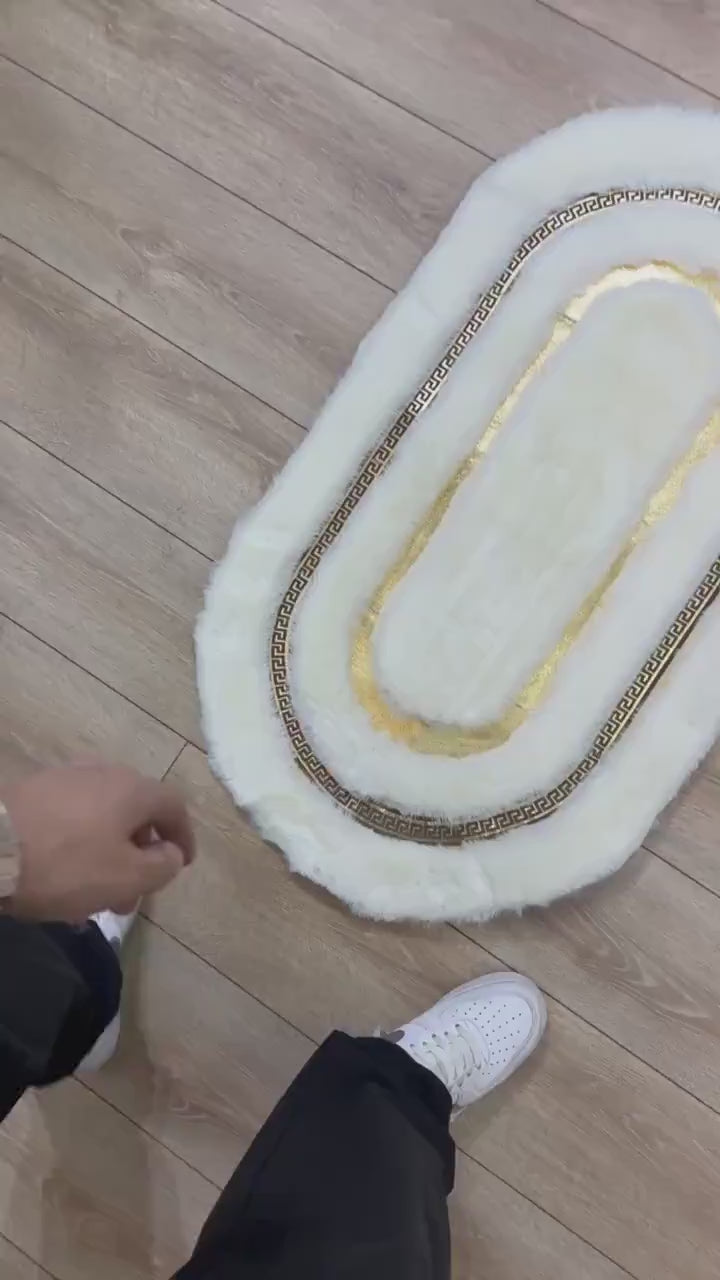 Luxury Modern Extra Soft White And Gold Faux Fur Oval Home Decor Rug